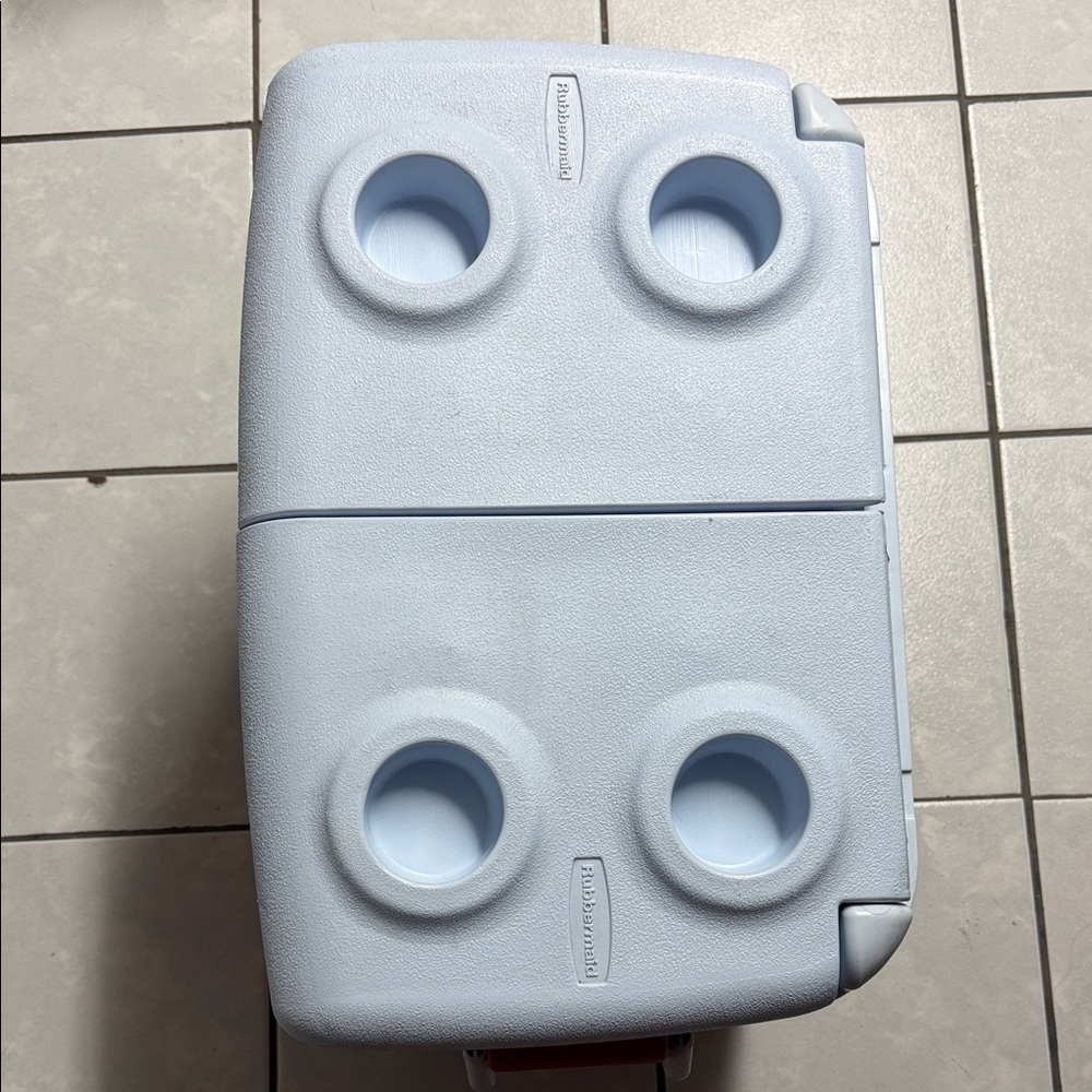 Igloo Red Portable Cooler